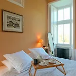 לינה וארוחת בוקר Chateau De 3*