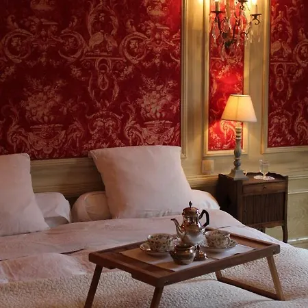 Chateau De Bed & Breakfast 3*