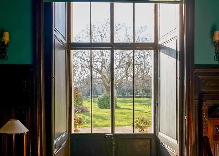 Bed and breakfast Château De 3*