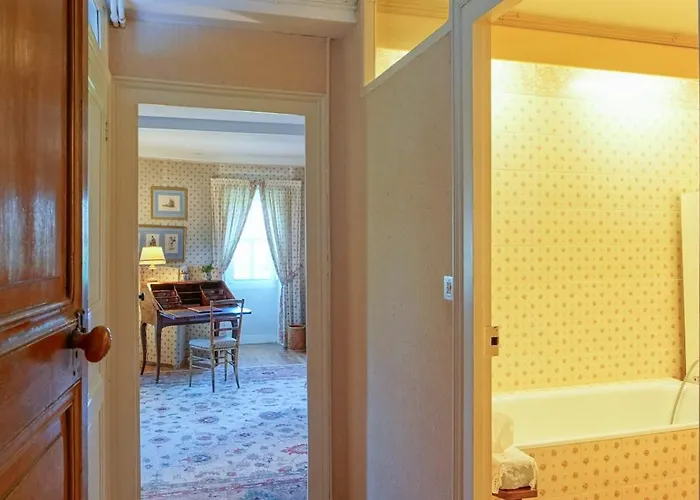 Bed and breakfast Château De 3*